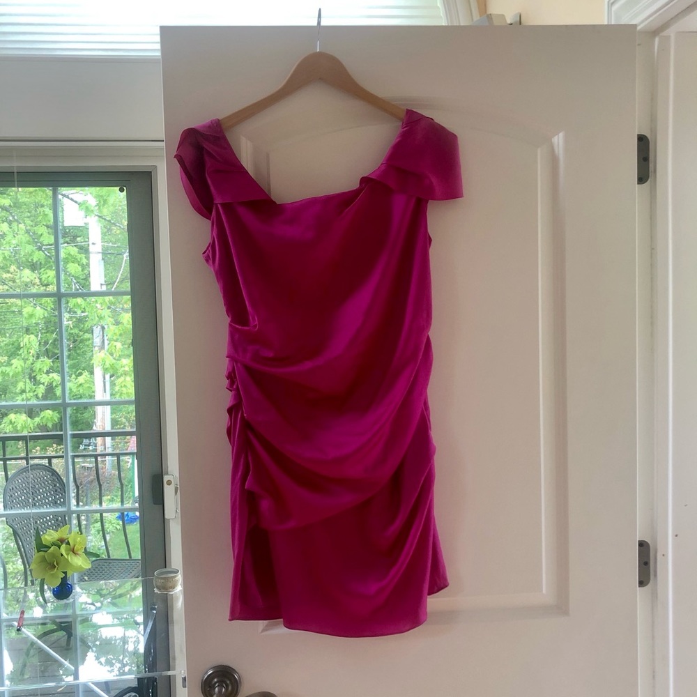 VERA WANG Dress